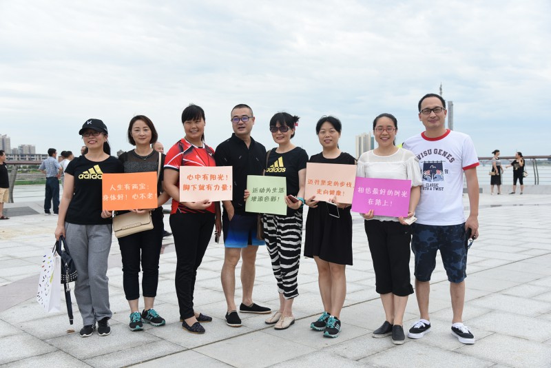 日本人妻与黑人HD
