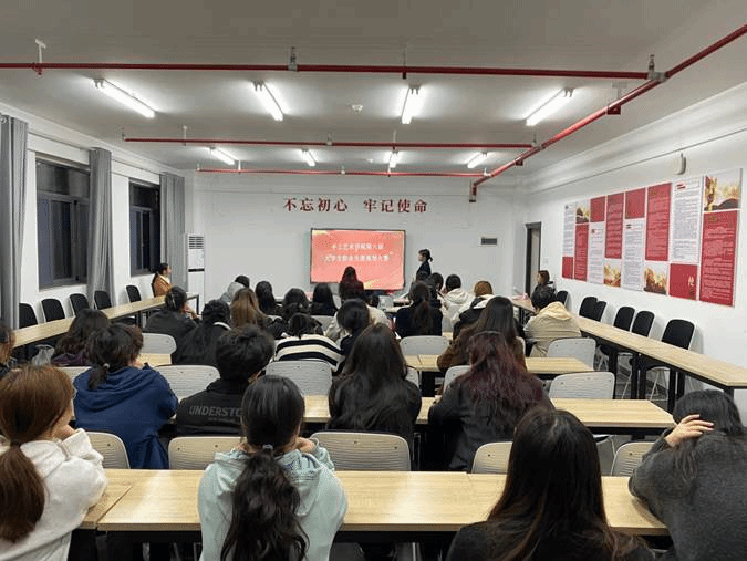 图示, 示意图
中度可信度描述已自动生成:ver1