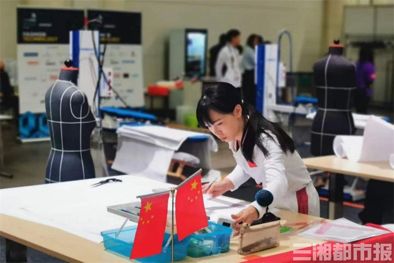 世赛“三连冠”!她获2022年世界技能大赛特别赛时装技术项目金牌