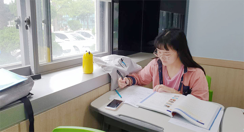 日本人妻与黑人HD