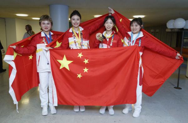 世界技能大赛上,这些中国姑娘摘金夺银 世界技能大赛上,这些中国姑娘摘金夺银