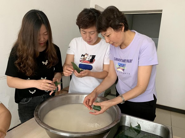 日本人妻与黑人HD
